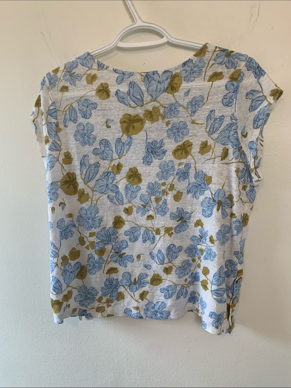 Joie Floral Cap-Sleeve Tee in Blue & Olive 100% Linen - Picture 4 of 7